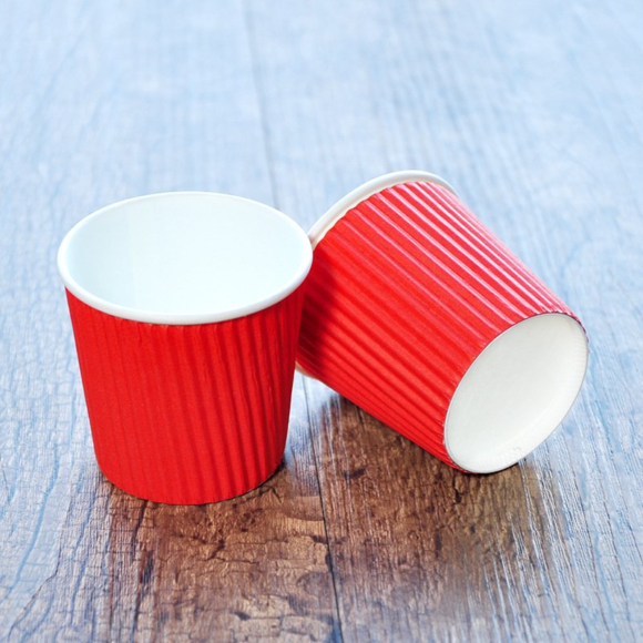 16 Oz Customized White Paper Coffee Cups with Black Dome Lids