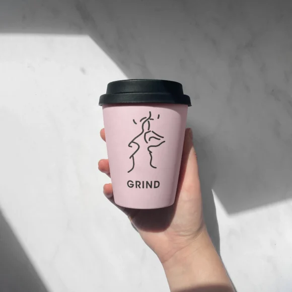 Eco-Friendly 10-Ounce Disposable Paper Cups for Coffee On-The-Go